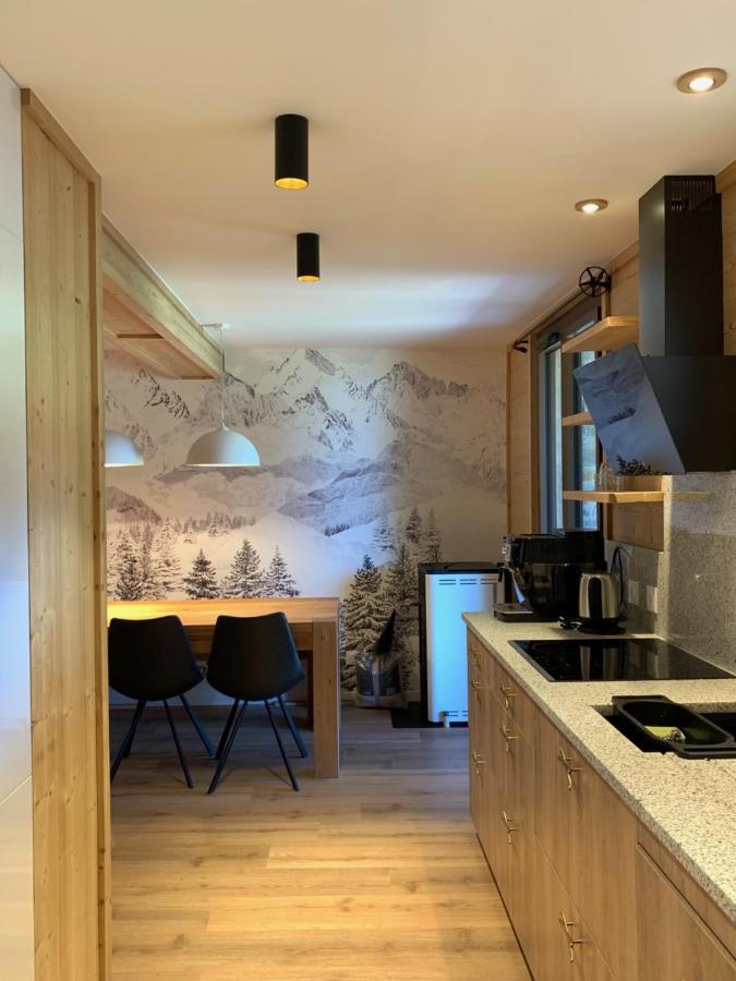 Bas De Chalet Noemae เอ็น ภายนอก รูปภาพ