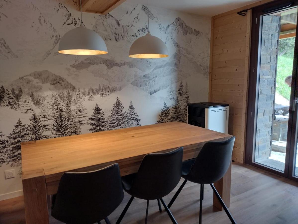 Bas De Chalet Noemae เอ็น ภายนอก รูปภาพ