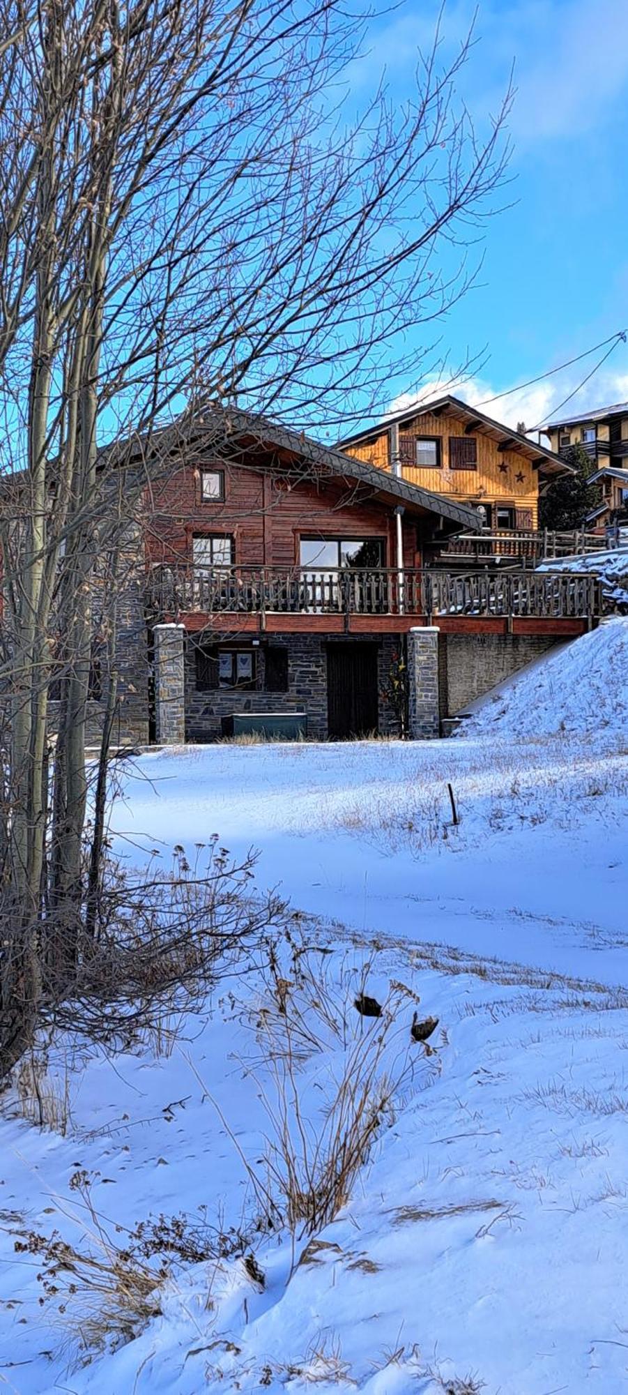 Bas De Chalet Noemae เอ็น ภายนอก รูปภาพ